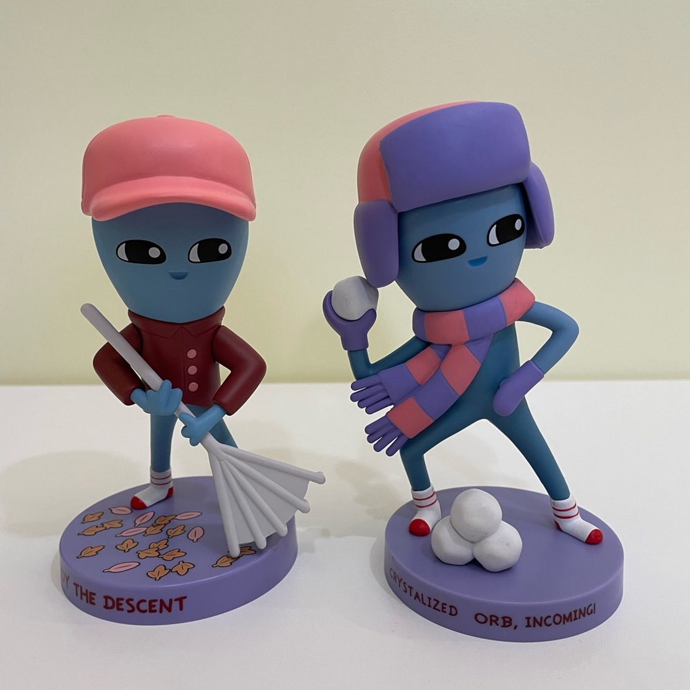 Strange Planet blue alien vinyl figure lot of 2 Nathan Pyle‎ 6”